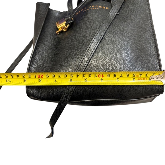Marc Jacob’s New York black leather mini tote bag crossbody - Picture 3 of 6